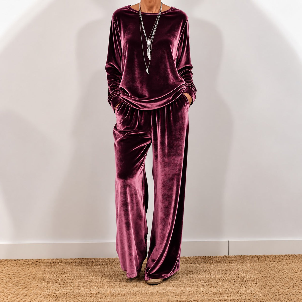 Set Marilyn™ with Velvet Long-Sleeve Top and Wide-Leg Pants