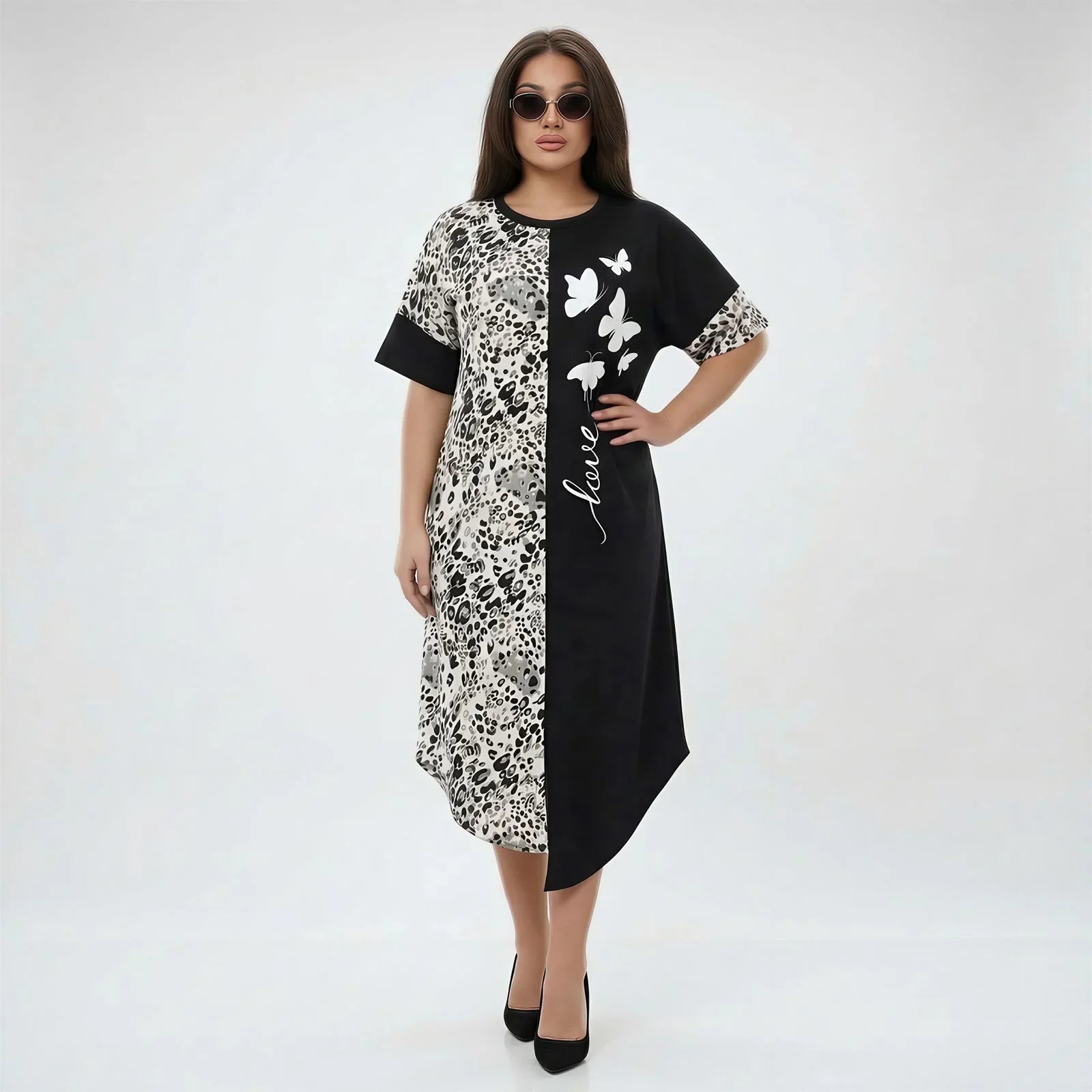 Lille™ Dress in Lightweight Viscose with Animal Print Details