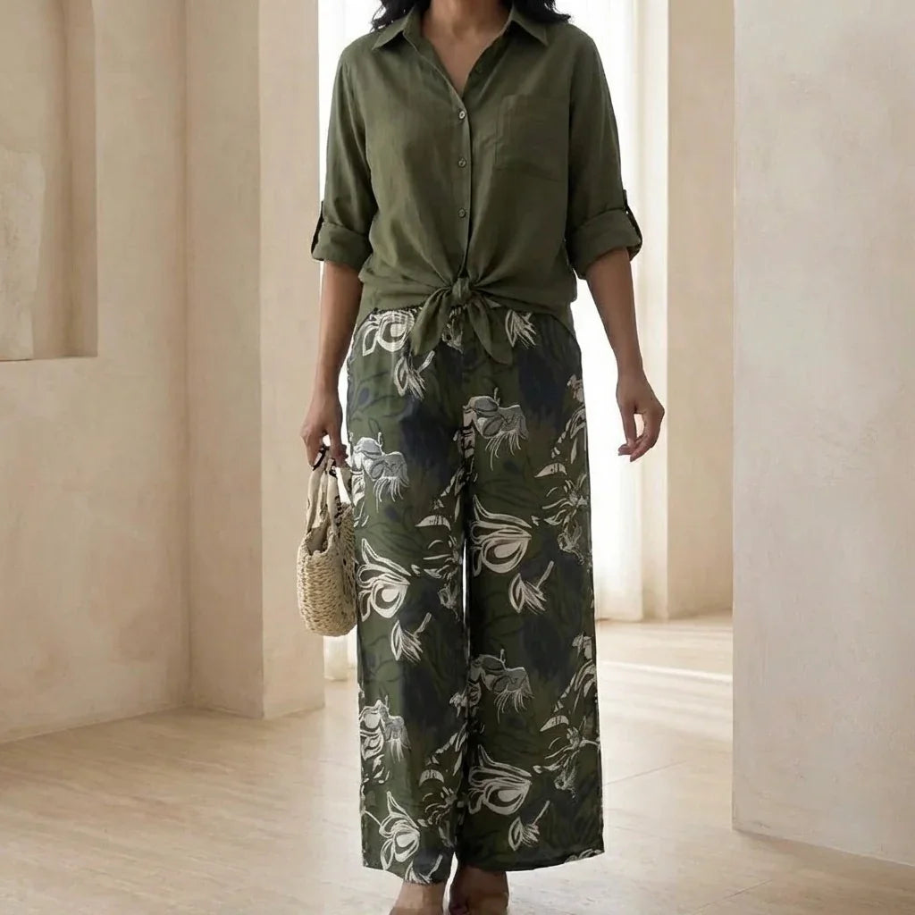 Norielle™ Set in Cotton Linen with Refined Design
