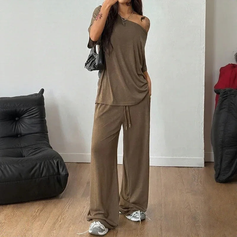 Belmara™ Set with Relaxed Fit and Adjustable Waist