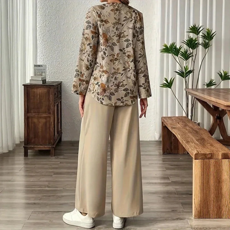 Arvella™ Set with a Printed Blouse and Elegant Wide-Leg Pants