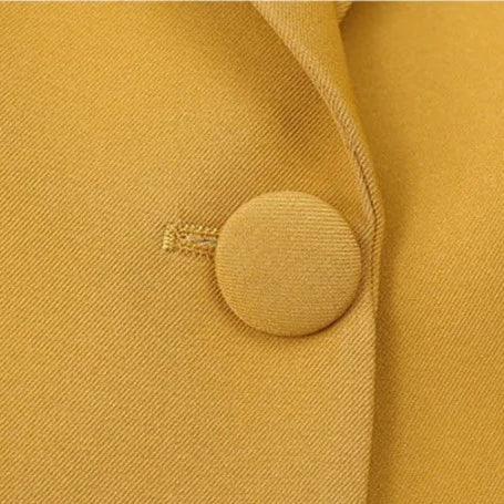 Women’s Lightweight Casual Blazer with Brooch – Elegant Style and Everyday Comfort